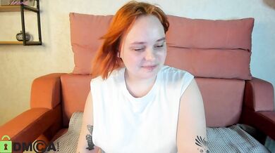 Looly-Rise - Porn Video [Bongacams]: intimate webcam vibe, webcast footage, gorgeous siren