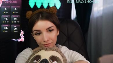 Malyshkaaa - Porn Video [Bongacams]: mesmerizing body, webcam broadcast, home video