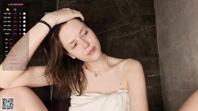 NoreenChing - Porn Video [Cam4]: erotic vibe replay, web recording, luscious glutes