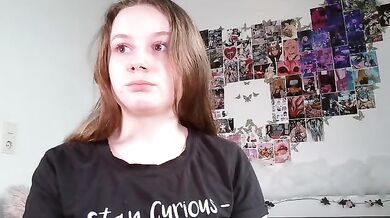 mika-tyan-of - Porn Video [Bongacams]: gorgeous assets, lips, webcam babe in ecstasy