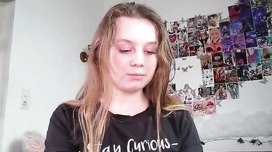 mika-tyan-of - Porn Video [Bongacams]: gorgeous assets, lips, webcam babe in ecstasy