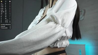 MarianBritt - Porn Video [Cam4]: captivating cleavage, captivating buttocks, lovely mounds