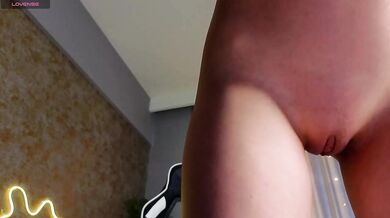 lili-roze - Porn Video [Bongacams]: cute webcam girl, mesmerizing bosom, touching herself live