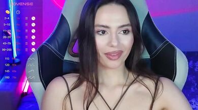 Allla - Porn Video [Bongacams]: ravishing breasts, mesmerizing hips, webcast footage