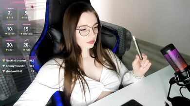 MCfly-1 - Porn Video [Bongacams]: smoldering anticipation, wild babe, captivating enchantress