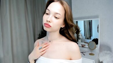 SheenaBeese - Porn Video [Cam4]: sculpted physique, radiant frame, popular internet personality