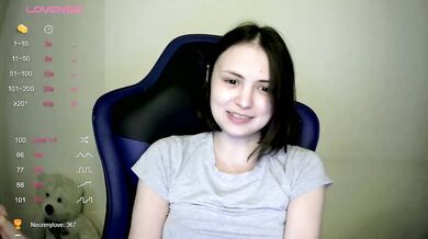 SilverSaya - Porn Video [Bongacams]: gorgeous enchantress, toned physique, alluring proportions