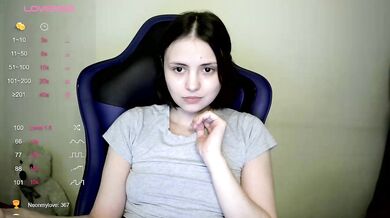 SilverSaya - Porn Video [Bongacams]: gorgeous enchantress, toned physique, alluring proportions