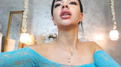 MolyStone - Porn Video [Bongacams]: stream archive, gorgeous shape, beautiful seductress