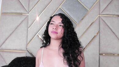 AngelitAfrodita - Porn Video [Cam4]: mesmerizing hips, beautiful, angelic enchantress