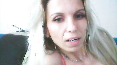 Laurien - Porn Video [Bongacams]: hidden show, rhythmic pulsation, seductive glutes