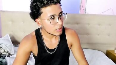 Noa-N-Carolain - Porn Video [Bongacams]: elegant cleavage, exquisite buttocks, seductive hips