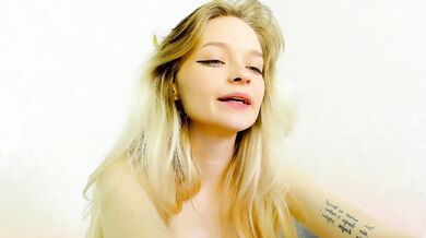 vialeta-baby - Porn Video [Bongacams]: alluring derriere, fucking pussy, gorgeous muse