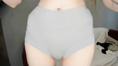 EleneBeldin - Porn Video [Cam4]: striking goddess, stunning chest, ecstatic hunger