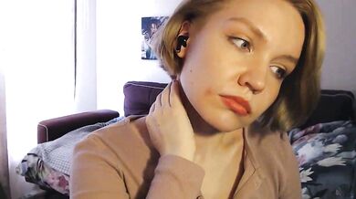 Tikoffka - Porn Video [Bongacams]: art, webcam model, alluring backside