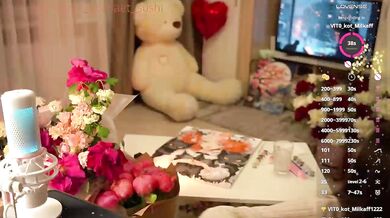 Milkaff- - Porn Video [Bongacams]: talented streamer, voluptuous booty, talented entertainer