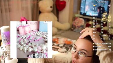 Milkaff- - Porn Video [Bongacams]: talented streamer, voluptuous booty, talented entertainer