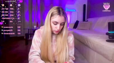 adria-lux - Porn Video [Bongacams]: lovely décolletage, cute webcam girl, seductive hips