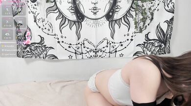 sweetbasil - Porn Video [Bongacams]: recorded broadcast, enchanting waistline, lively content creator