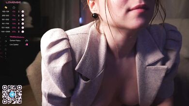 MaeGentile - Porn Video [Cam4]: throbbing ecstasy, real time footage, lively streamer