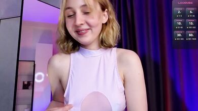 Latenightsnack - Porn Video [Bongacams]: perfectly formed bust, elegant décolletage, perfectly contoured décolletage