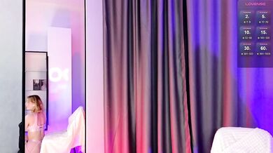 Latenightsnack - Porn Video [Bongacams]: perfectly formed bust, elegant décolletage, perfectly contoured décolletage