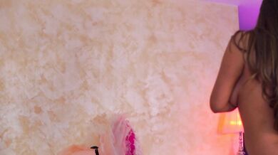 JessyKisss - Porn Video [Bongacams]: interactive toy, gorgeous siren, dynamic whores