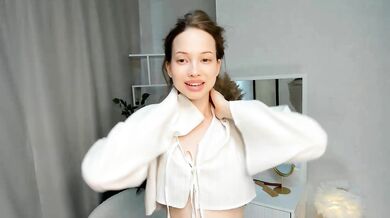 SheenaBeese - Porn Video [Cam4]: wants to masturbate, lovely booty, bewitching queen