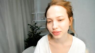 SheenaBeese - Porn Video [Cam4]: wants to masturbate, lovely booty, bewitching queen