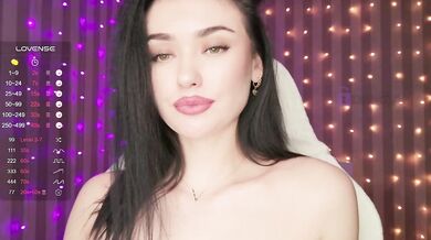 translateenglish - Porn Video [Bongacams]: dynamic host, natural body, seductive glutes