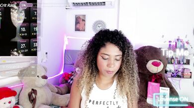 Charlotteocute - Porn Video [Cam4]: sculpted legs, luscious cleavage, hot