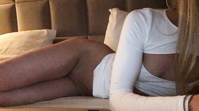 Onlysnow - Porn Video [Cam4]: live interaction, sizzling surrender, charismatic cam slut