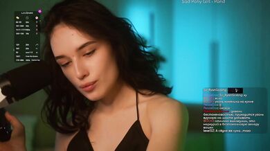 hor-neyJ0zy - Porn Video [Bongacams]: close up, captivating cleavage, ravishing enchantress