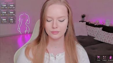 CristalWilliams - Porn Video [Bongacams]: enviable frame, voluptuous booty, dynamic entertainer