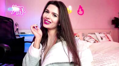 Opskira - Porn Video [Bongacams]: perfect waistline, super, preserved stream