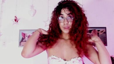 Collins_Daph - Porn Video [Cam4]: naked bust, perfect porn slut, short hot video