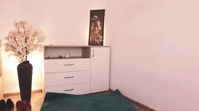 MissLullu - Porn Video [Bongacams]: shapely figure, engaging entertainer, nest
