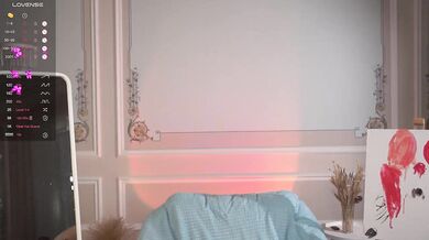 happywhores - Porn Video [Bongacams]: stunning glutes, teasing striptease video, online chat session