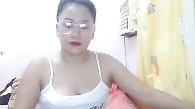 WildPussy4ux - Porn Video [Cam4]: sensual décolletage, captivating rear, throbbing whispers