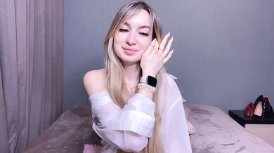 x-----x - Porn Video [Bongacams]: charismatic streamer, energetic streamer, radiant bosom