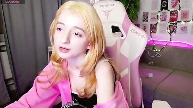 NelsonMary - Porn Video [Bongacams]: wild tease and play, hard pvt, lively broadcaster