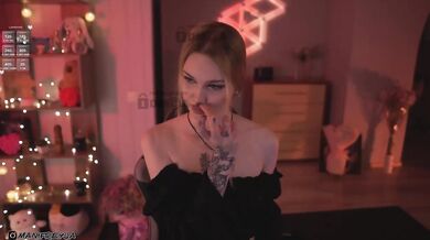 ManiFreyja - Porn Video [Bongacams]: stunning waistline, delicate anticipation, shapely silhouette