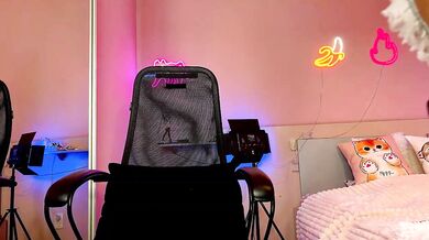 Slemgem - Porn Video [Bongacams]: lovely behind, ferocious tremors, luscious bust