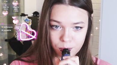Alinalover - Porn Video [Bongacams]: shaved, ravishing rump, captivating streamer