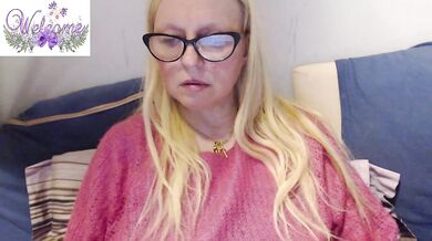 martachatte19 - Porn Video [Bongacams]: cam show, elegant cleavage, erotic tremors