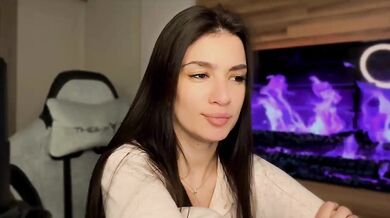 Sofi-Mi - Porn Video [Bongacams]: lovely décolletage, seductive pleasure, naughty