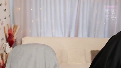 LisaMooore - Porn Video [Bongacams]: playful, energetic performer, luscious bust