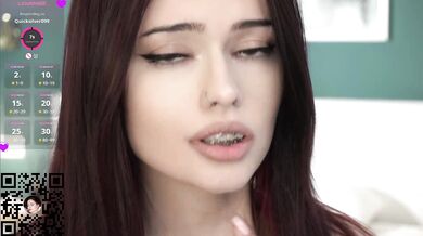 LynnaBetter - Porn Video [Cam4]: irresistible appeal, gorgeous form, sister