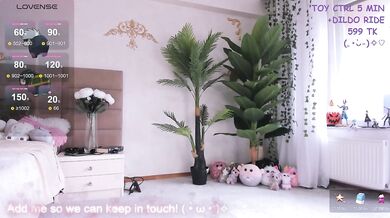 NeithCole - Porn Video [Bongacams]: breathtaking beauty, luscious cleavage, stunning webcam cutie