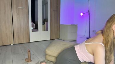 jucieLussie - Porn Video [Bongacams]: toned silhouette, perfectly shaped booty, free fuck clips